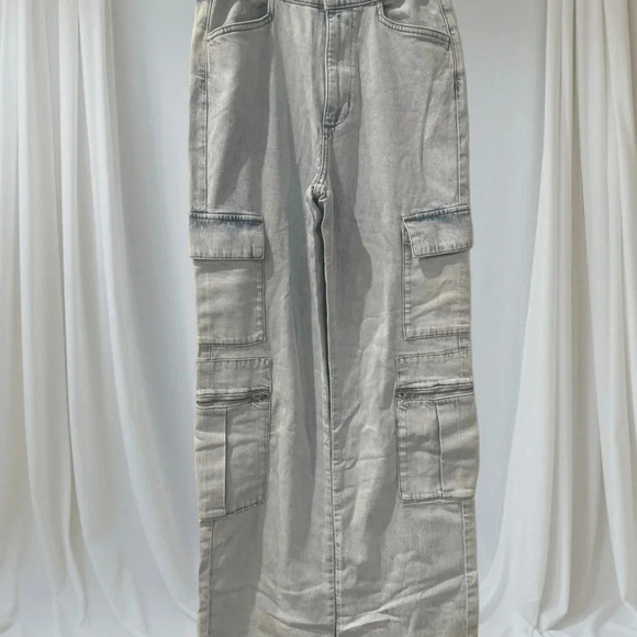 🍀 WEWOREWHAT NWT UTILITY CARGO STRAIGHT JEANS SIZE 24 - Picture 9 of 11